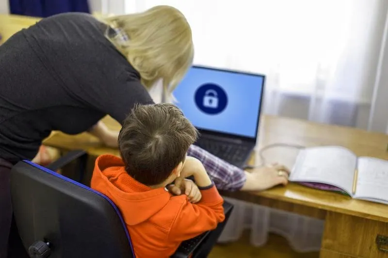 Jak skutecznie zablokować gry na laptopie i ograniczyć czas grania u dzieci