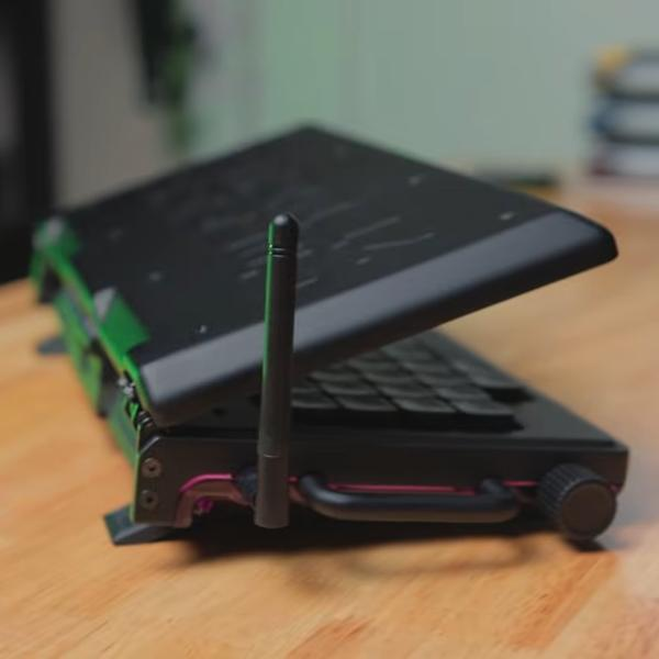 Jak zbudować cyberdeck